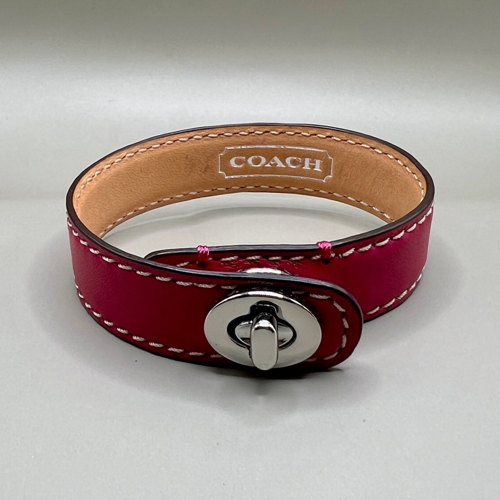 COACH Authentic Leather Turnlock Bracelet — Fuchsia/Hot Pink | NWOT | MSRP $89 - Picture 3 of 13